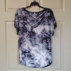 🙂AE Black Tye Dye Top 2/$8